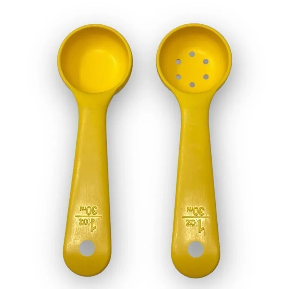 Carlisle 4921 & 4923 1 oz 30ml Yellow Short Handle Portion Spoon Lot of 2